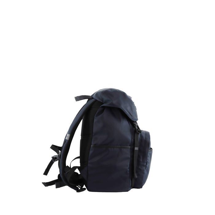 Mochila Goodyear RPET de 19 L, azul marino y negro.