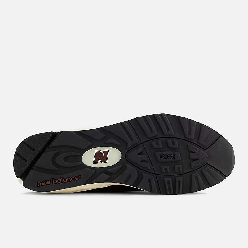 Pánské boty Made in USA 990v2 - černé s hnědou