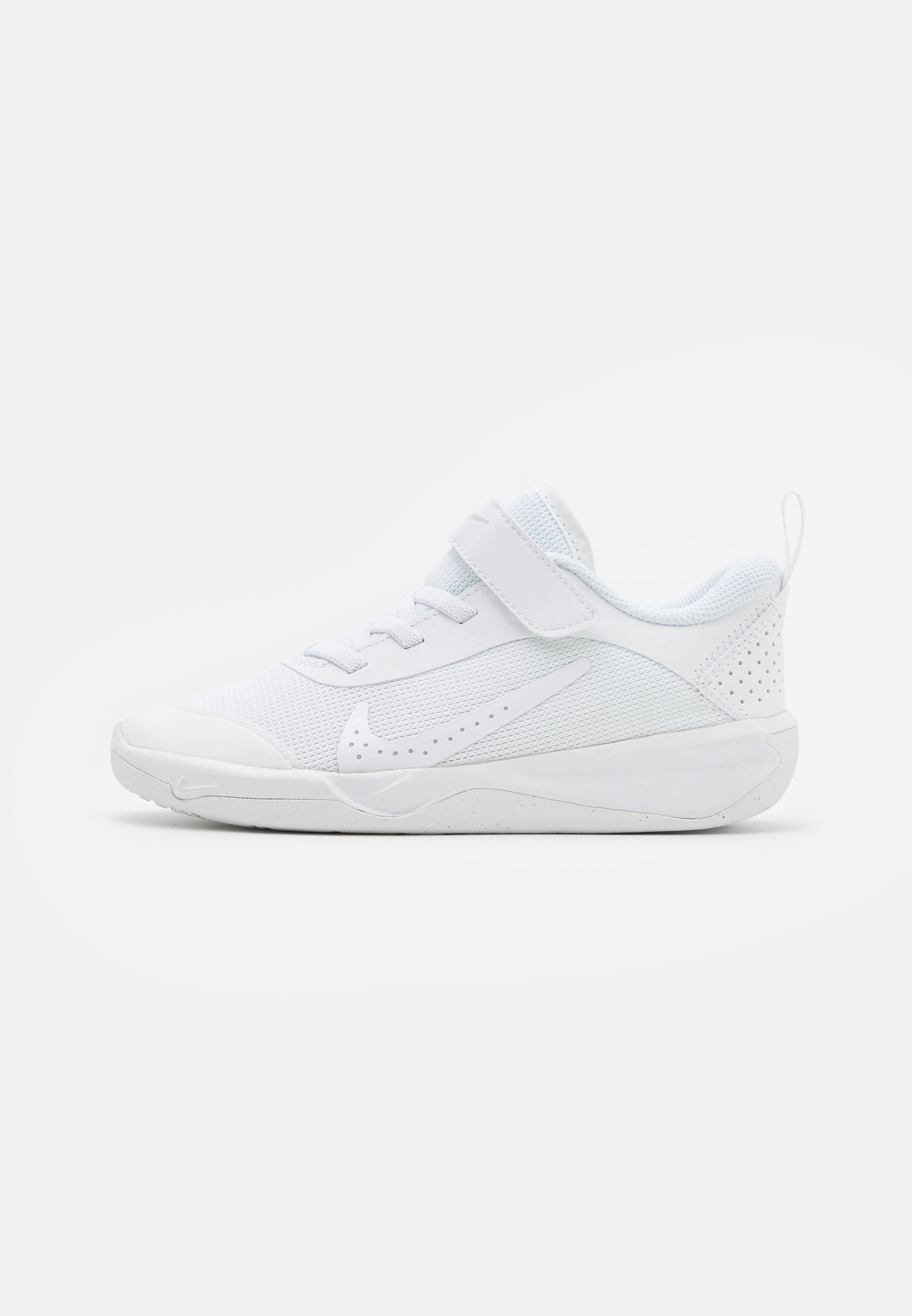 Nike Performance OMNI MULTI COURT UNISEX - Tenisky - white/white čistě platinová