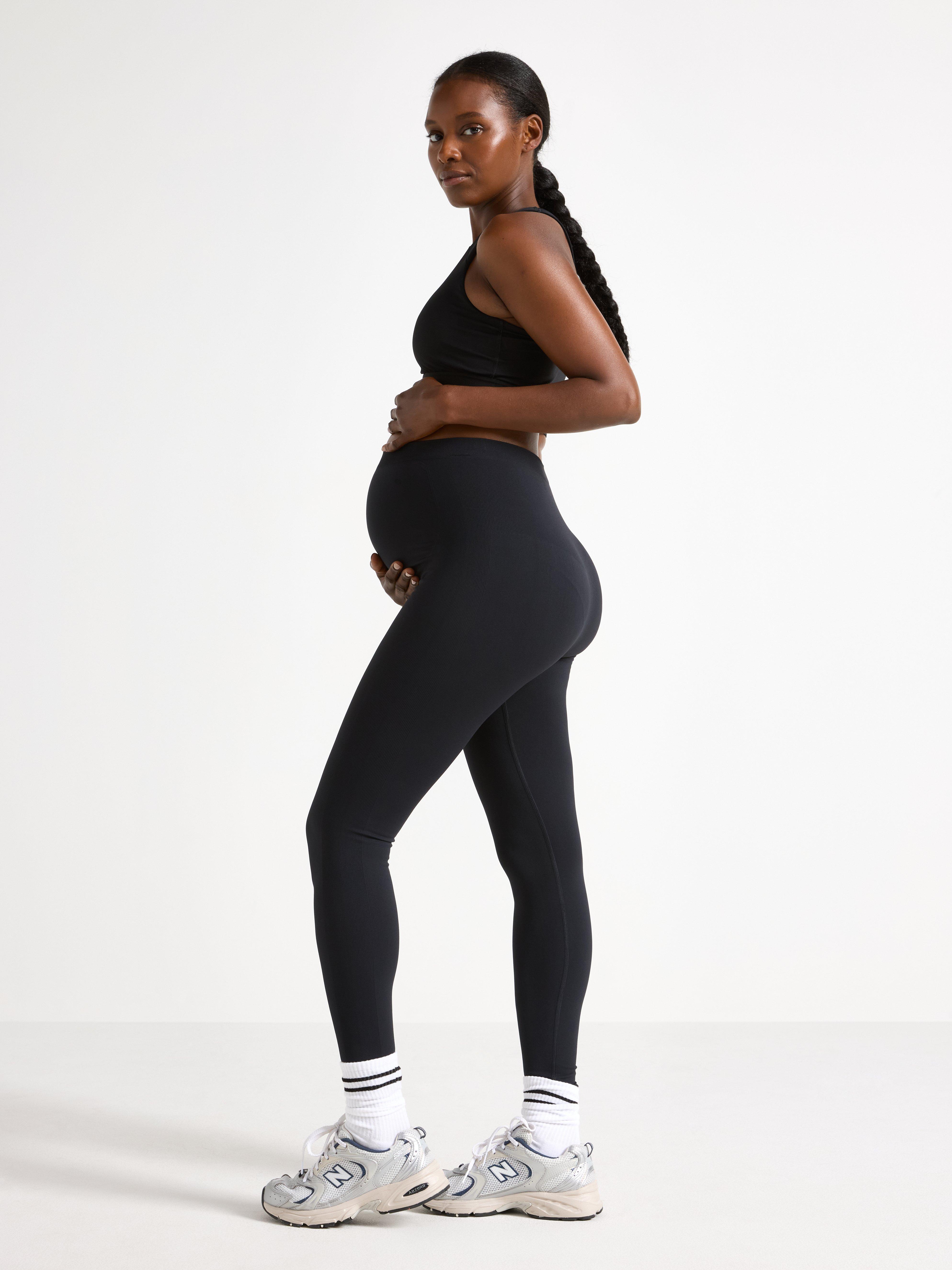 Mallas de entrenamiento sin costuras MOM negras