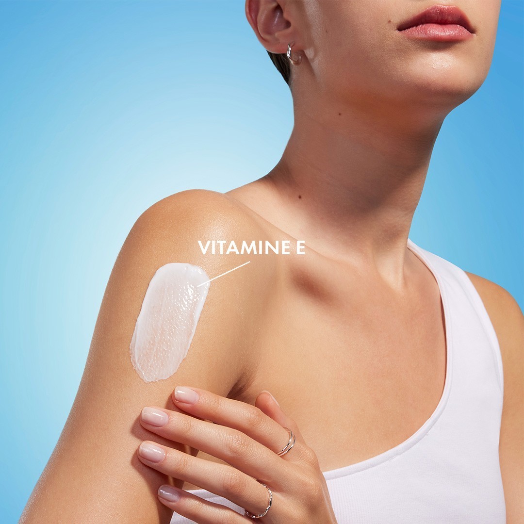 Biotherm losion za tijelo Les Eaux mlijeko za tijelo obogaćeno vitaminima – 400 ml