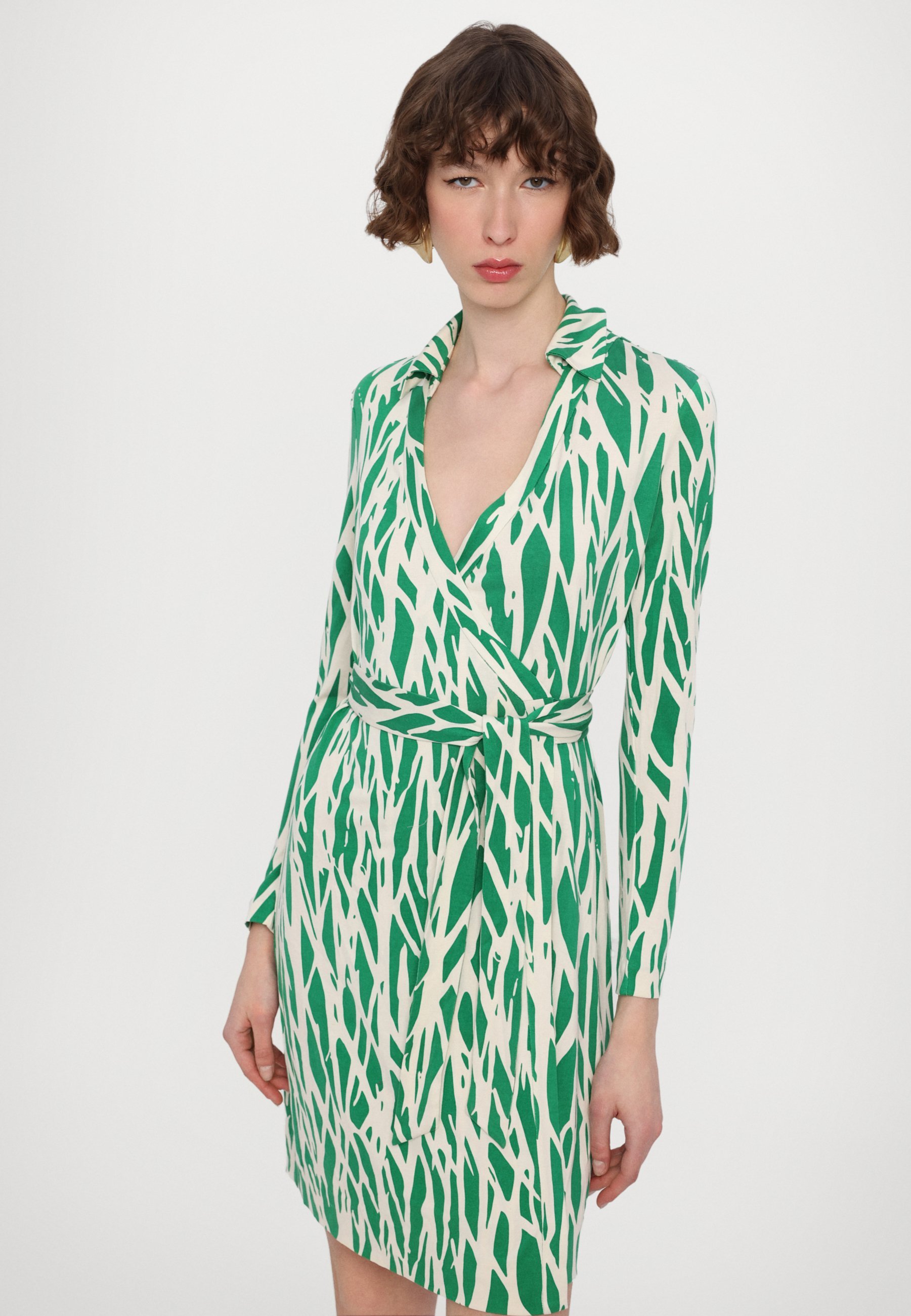 Abito a portafoglio in jeans di Diane von Furstenberg - Abito da giorno - verde rame