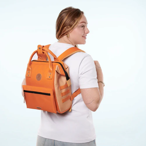 Cabaia Adventurer Kleiner Rucksack in Grasorange