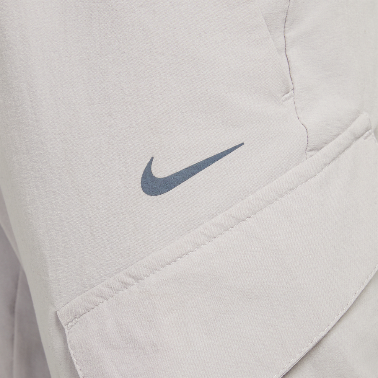 Nike City Utility Cargo