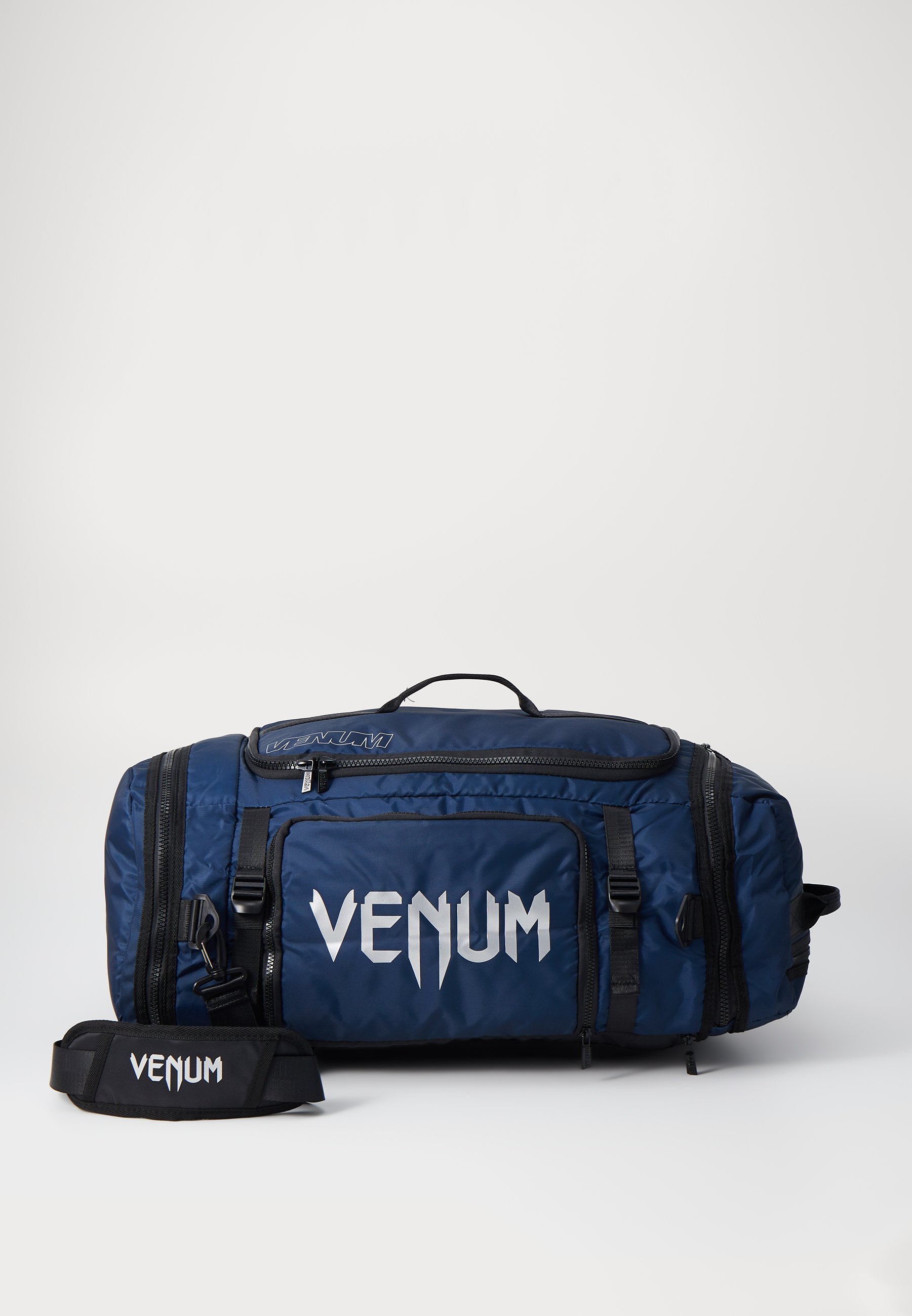Sac de sport unisexe Venum UFC BY FIGHT WEEK 4.0 - bleu