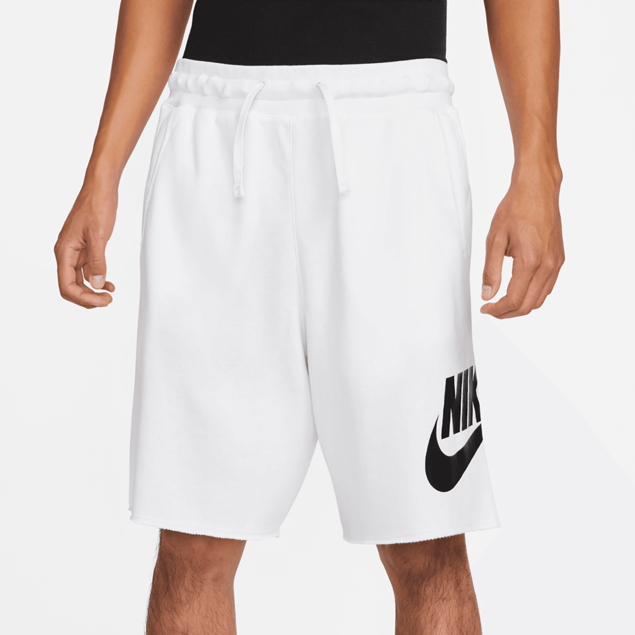 Nike-alumner