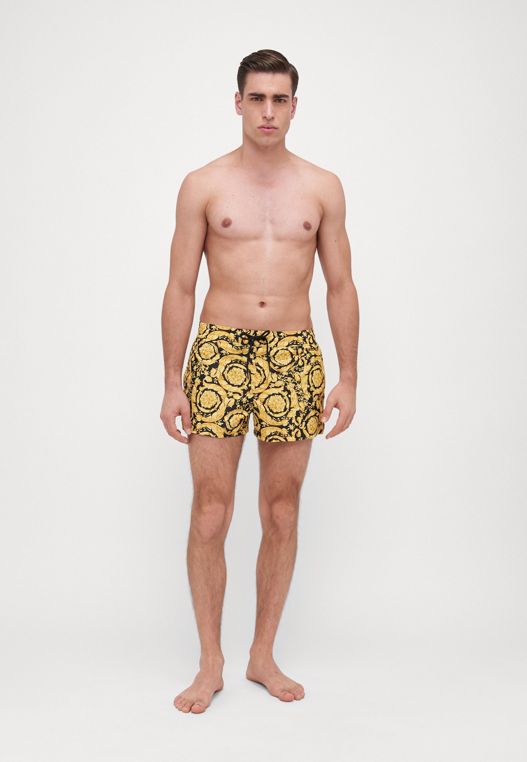 Short de bain Versace SWIM BOXER BAROCCO à imprimé intégral - or