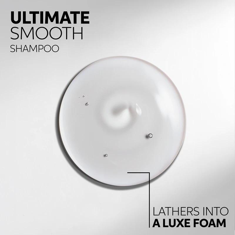 shampoo Wella Professionals Ultimate Smooth nutre intensamente os cabelos, deixando-os brilhantes e macios.