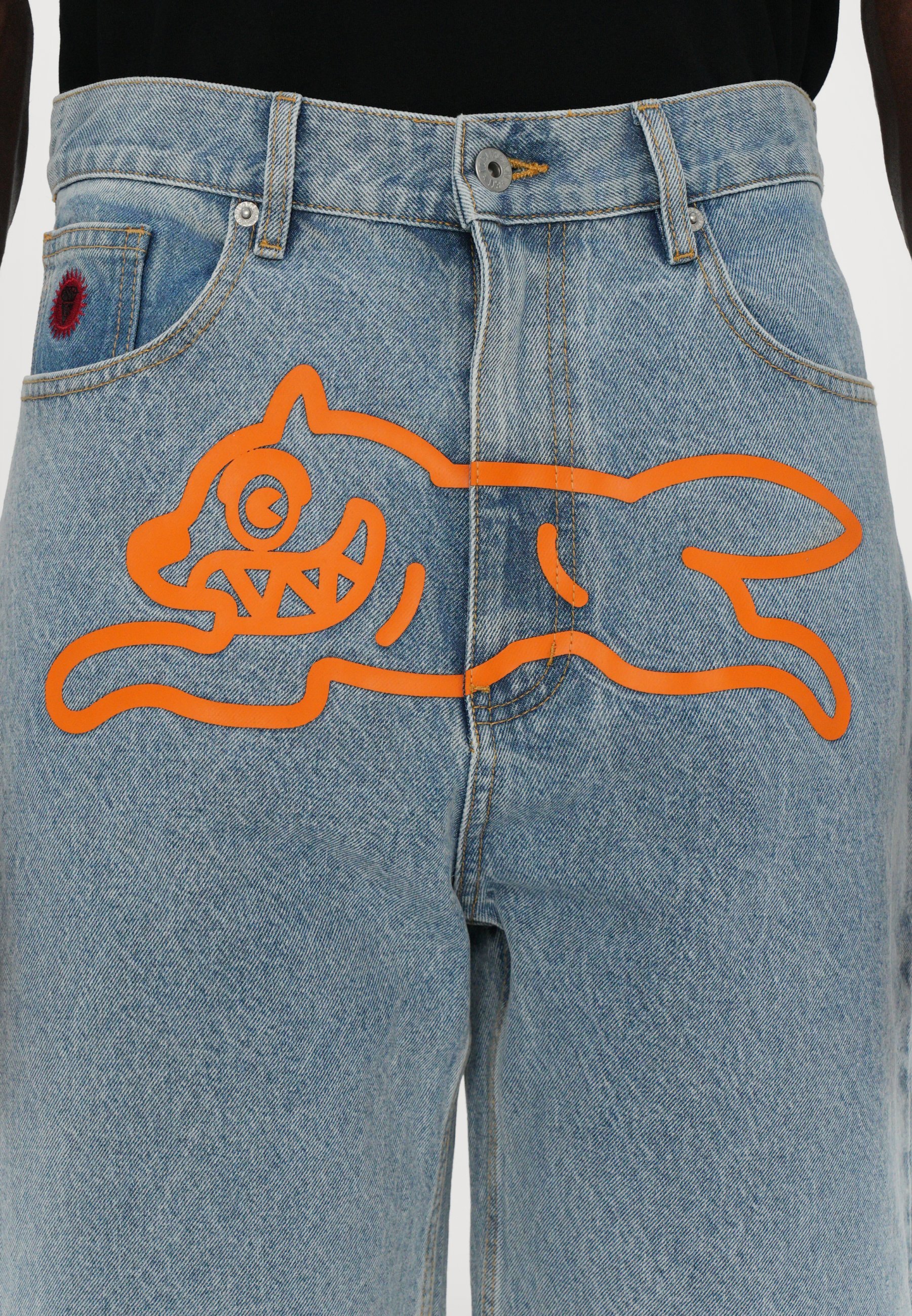 Iskremfargede denimshorts