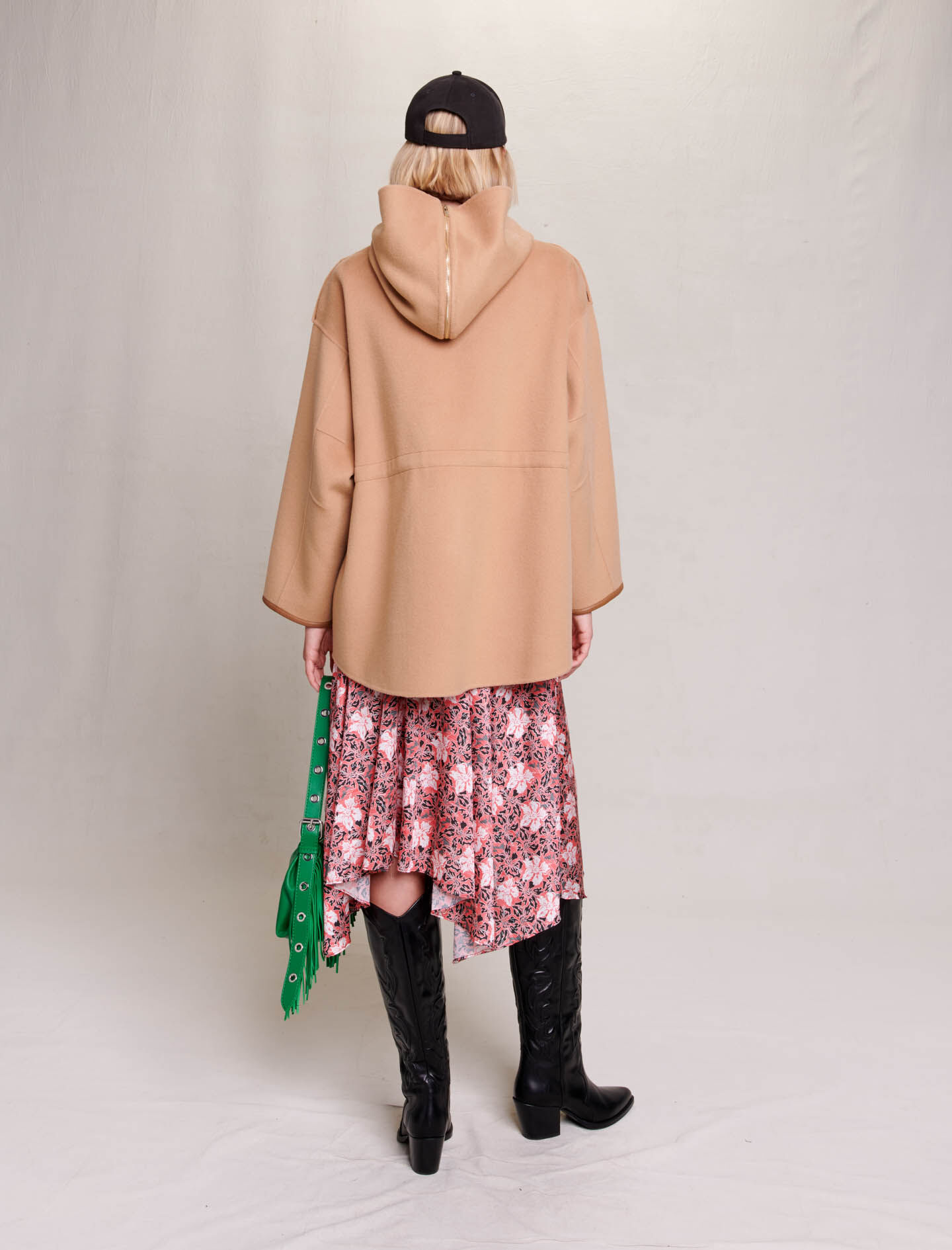 Hupullinen takki - Kameli