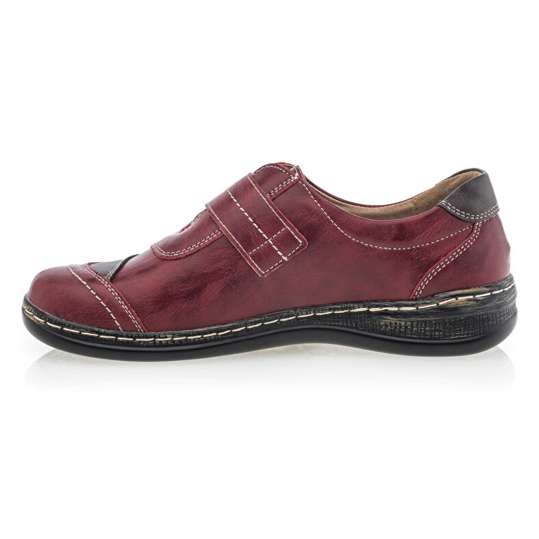 Zapatos de mujer rojos con cordones / Zapatos Derby