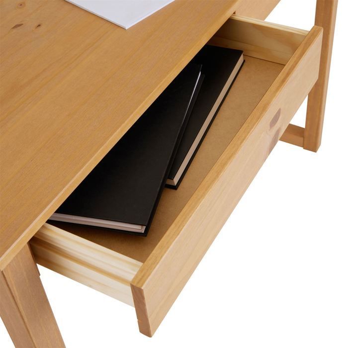 Escritorio de madera NOAH con 2 cajones, diseño escandinavo, fabricado en pino macizo con acabado natural.