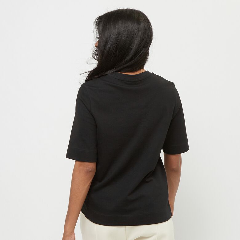Camiseta feminina elegante