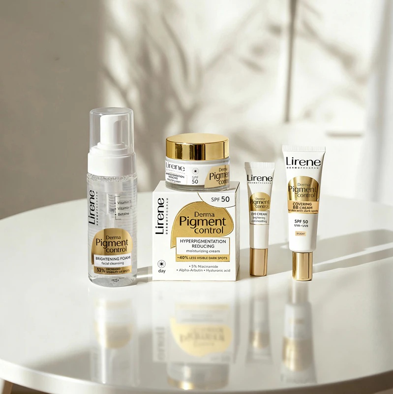 „Lirene Derma Pigment Control Brightening Foam“ skaistinamosios valomosios putos pažeistai odai su pigmentinėmis dėmėmis.
