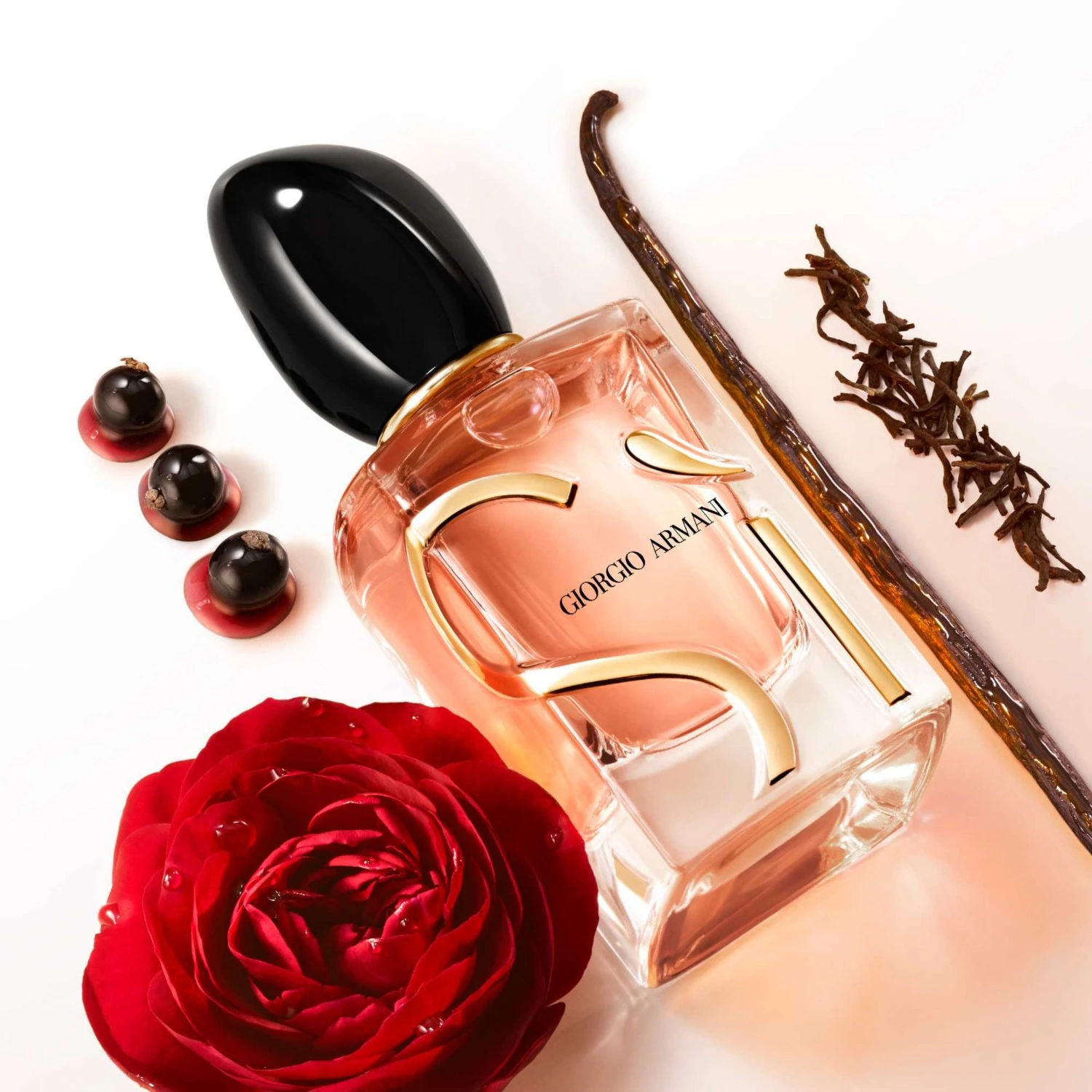 Armani Eau de Parfum Intense Rechargeable