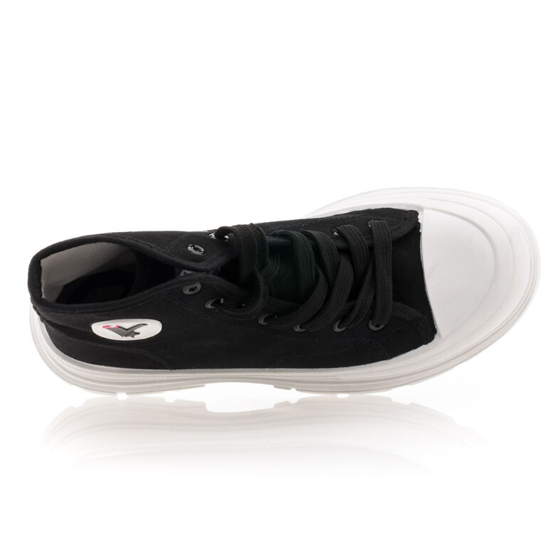 Zapatillas deportivas para mujer en color negro.