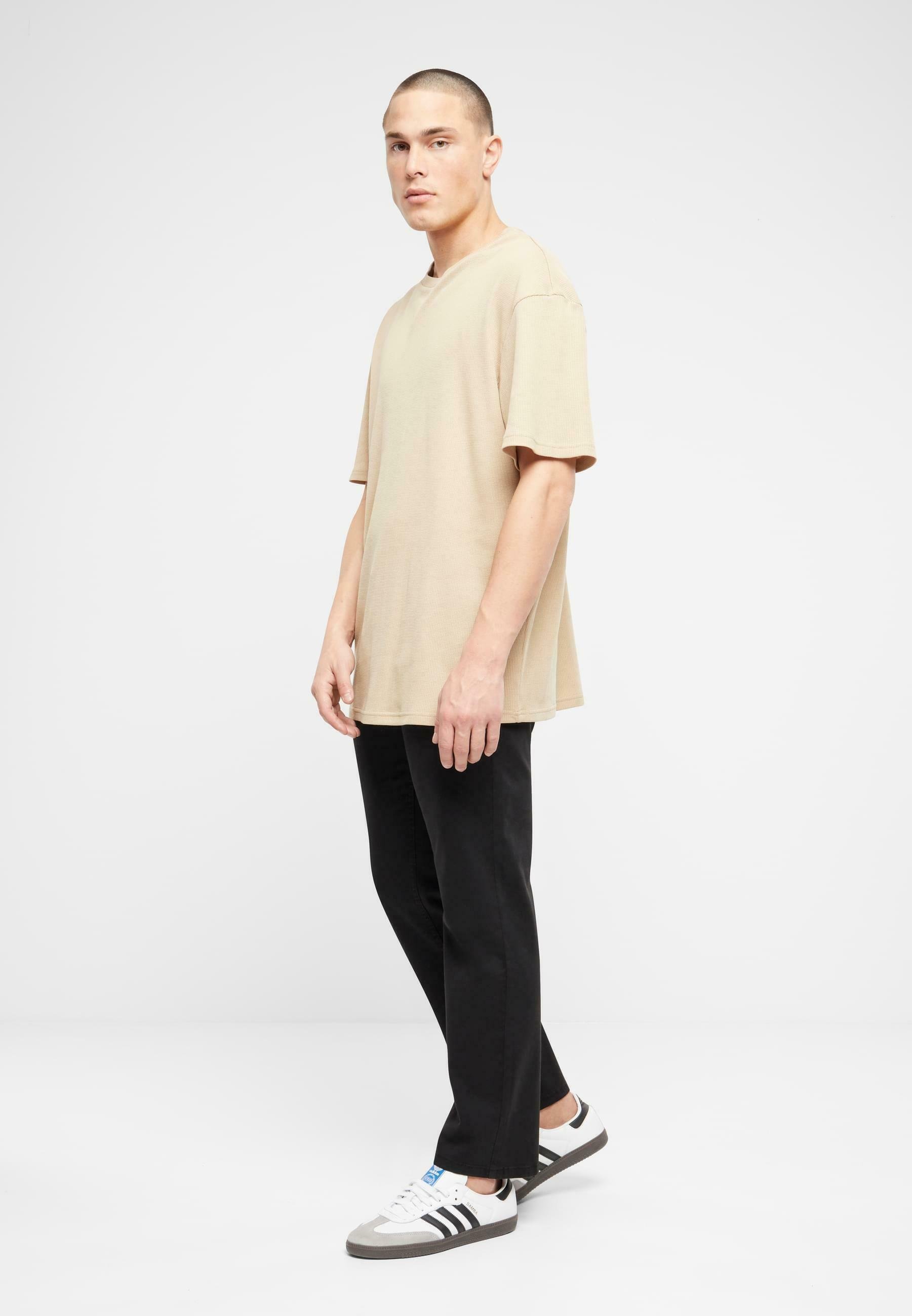 Blugi cu croială dreaptă Urban Classics - negri