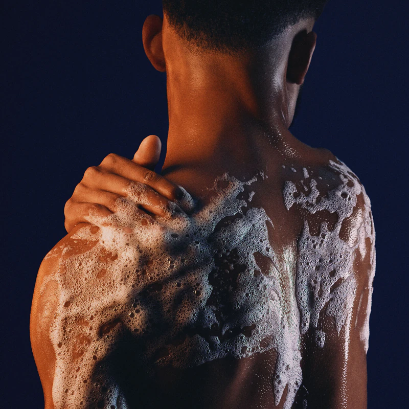 Gel de banho perfumado DIOR Sauvage com dispensador para homens