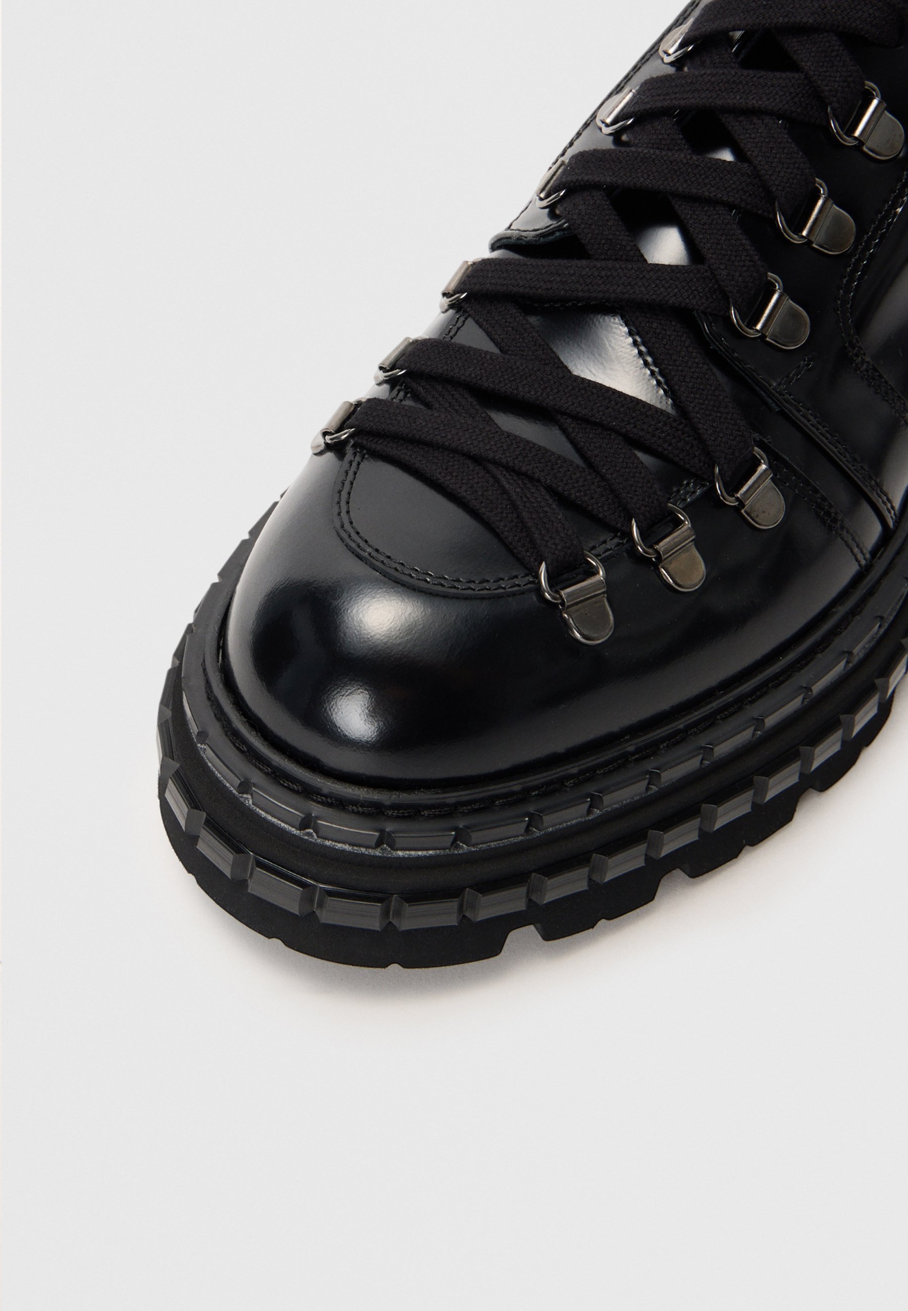 De Antipode DERBY - Casual veterschoenen - zwart