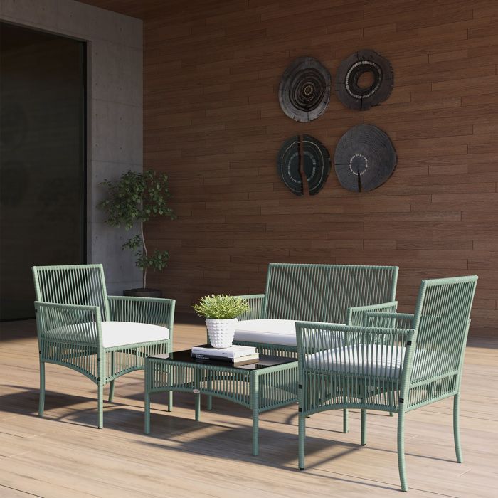 Conjunto de muebles de jardín Outsunny de 4 piezas: sofá de 2 plazas + 2 sillones + 1 mesa de centro con tablero de cristal templado y 3 cojines.