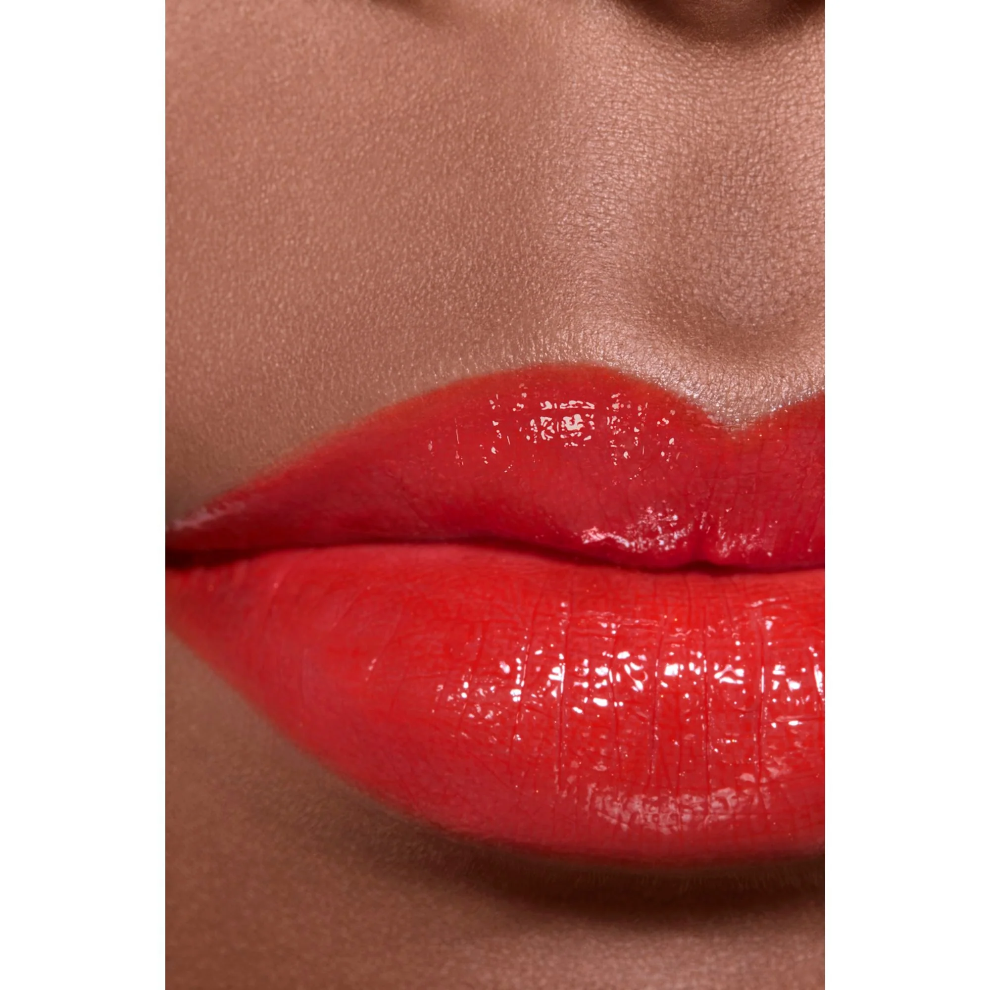 ROUGE COCO FLASH - COLORE, BRILLANTEZZA E INTENSITÀ IN UN FLASH