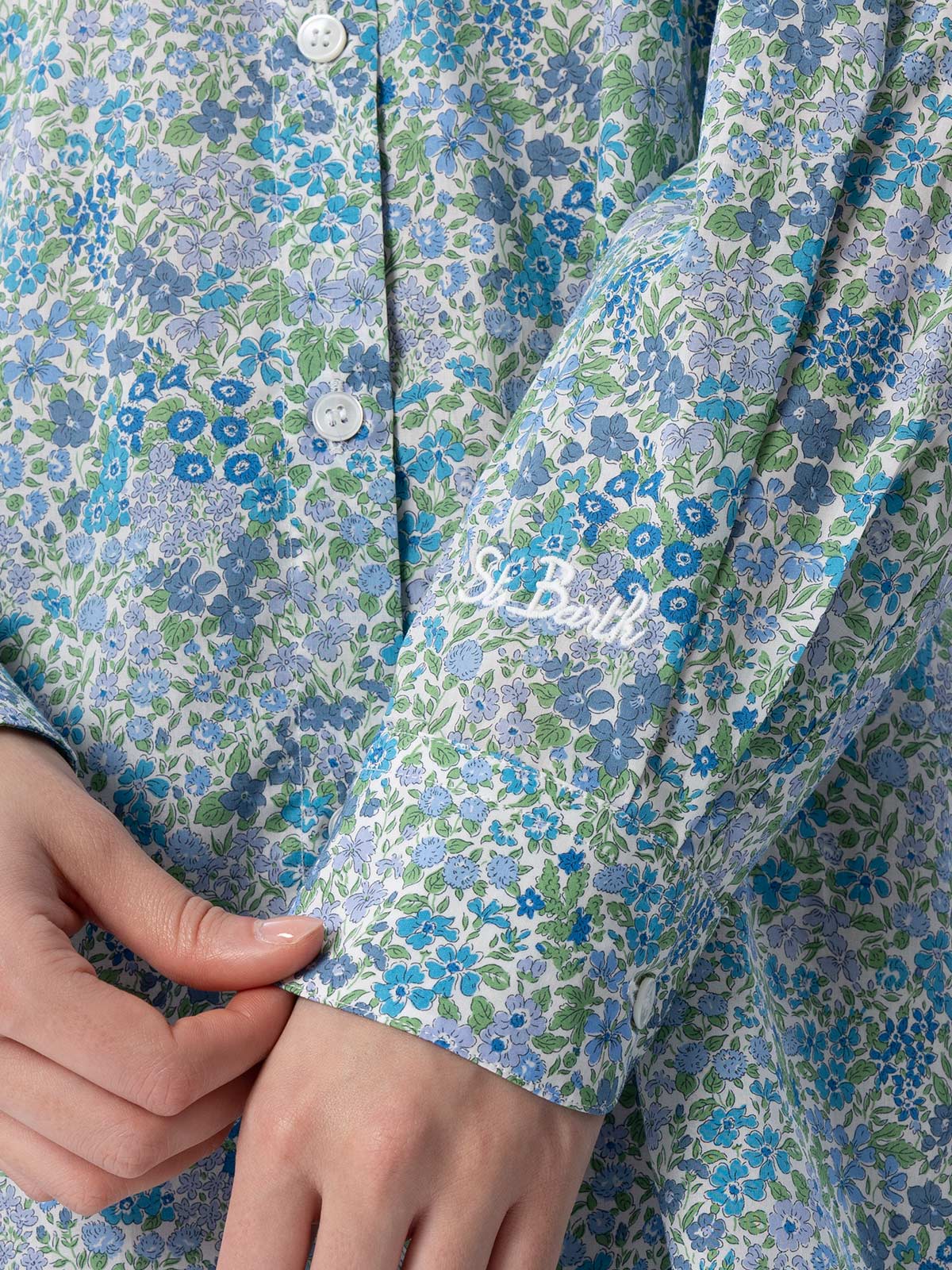 Oversized katoenen damesblouse met Joanna Luise Brigitte-print | REALIZZ