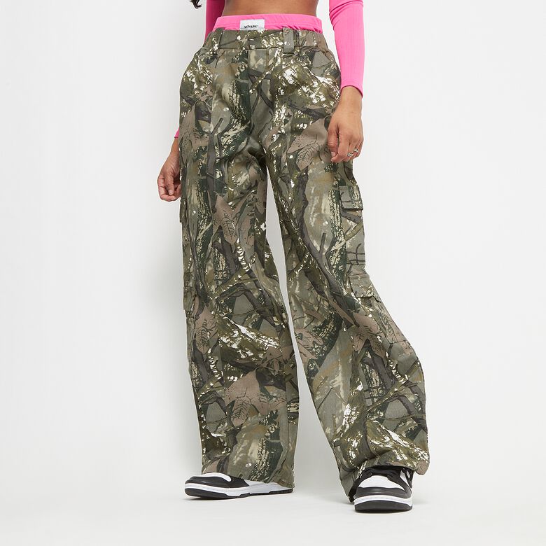 Forest Cargo With Fake Underwear Label