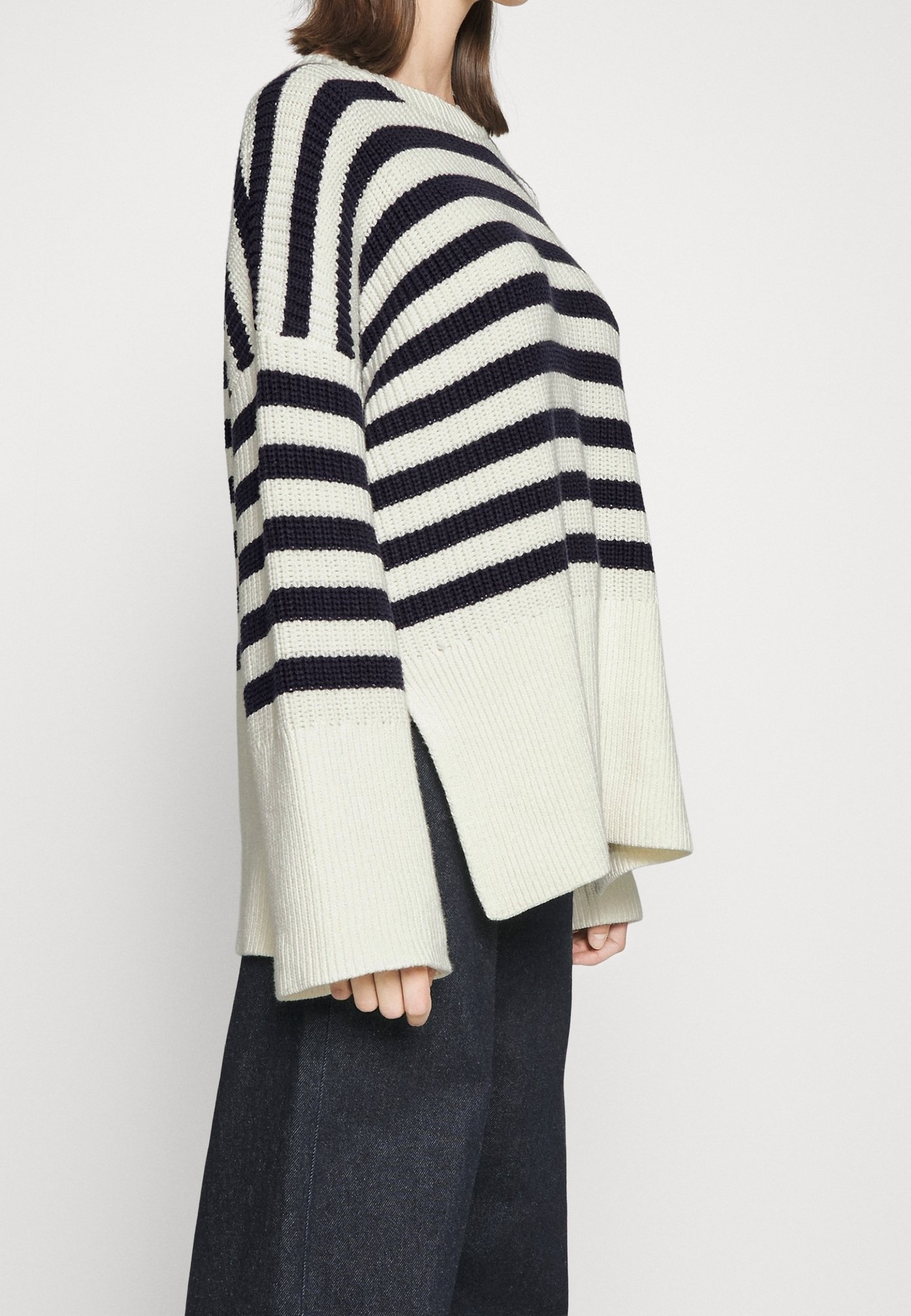 mbyM Pullover - weiß