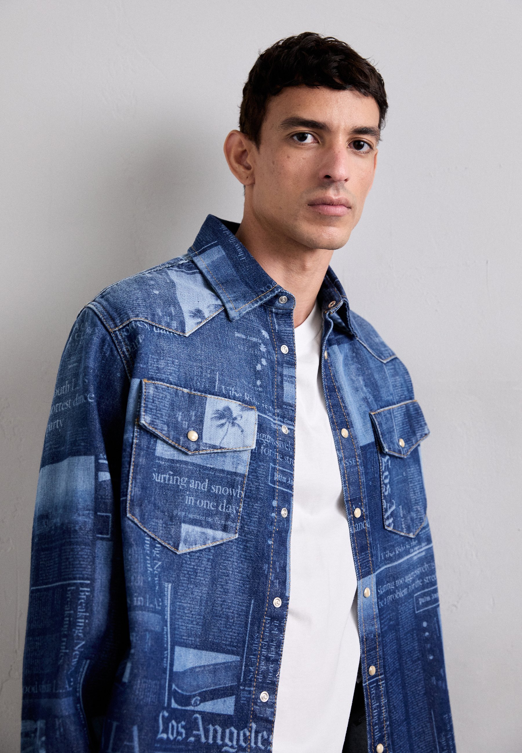 Palm Angels PAXLATIMES NEWS - Shirt - medium blauw
