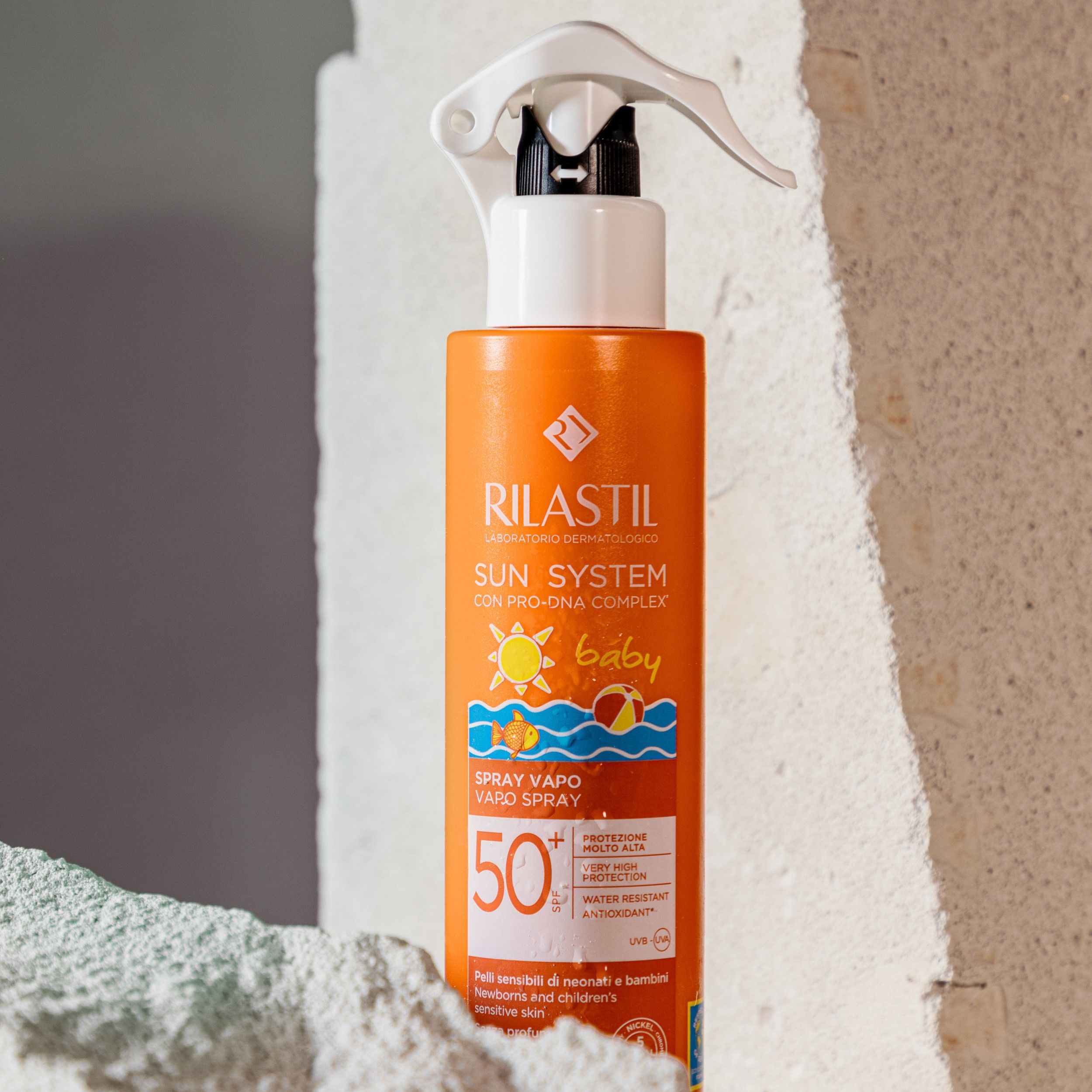 Sun System Baby sprej za sončenje SPF50 Lekarna za zaščito pred soncem
