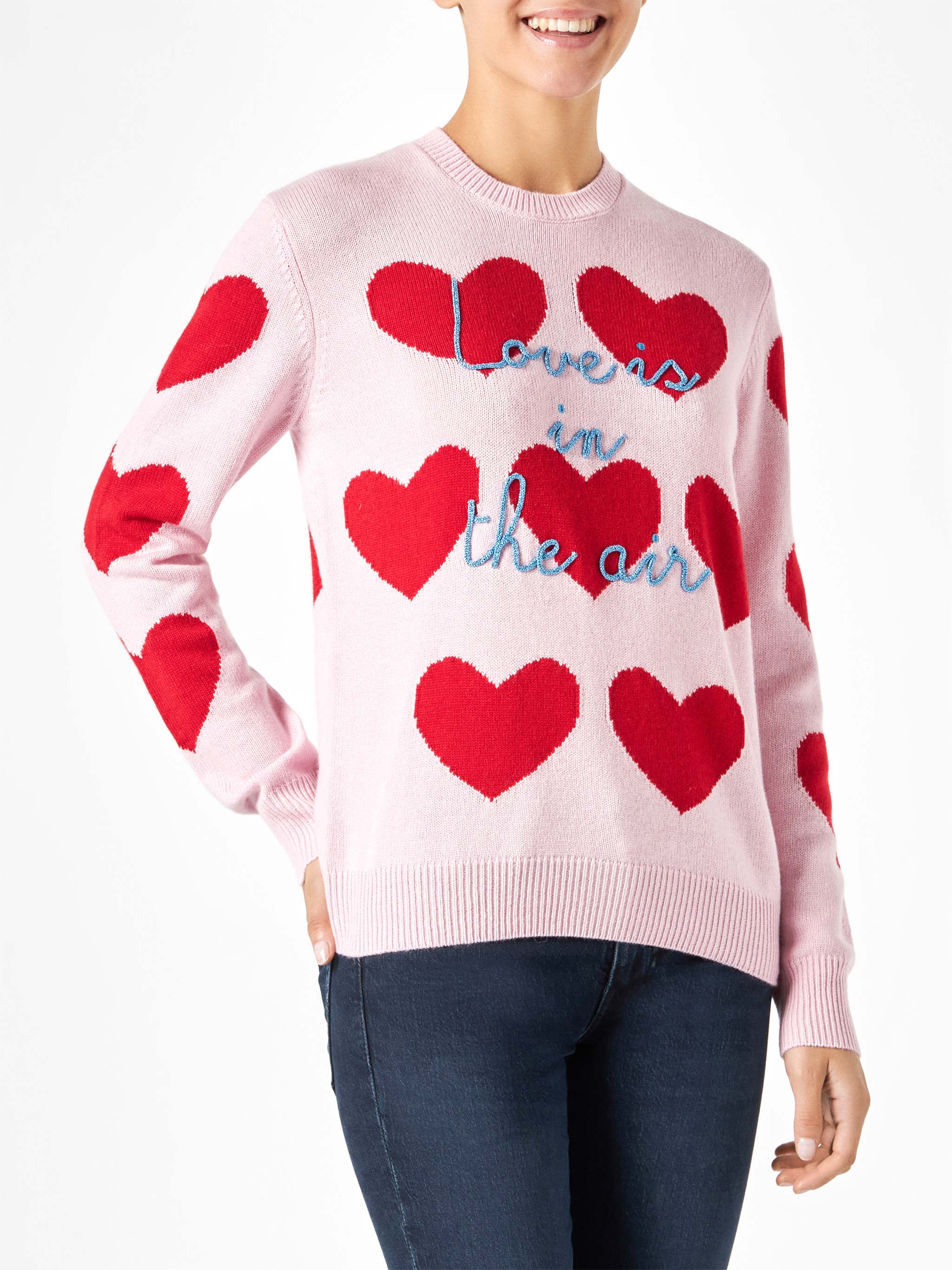 Damenpullover mit Herzmuster