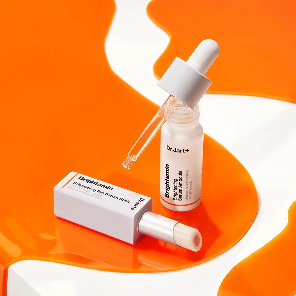 Serum za posvjetljivanje očiju u stiku