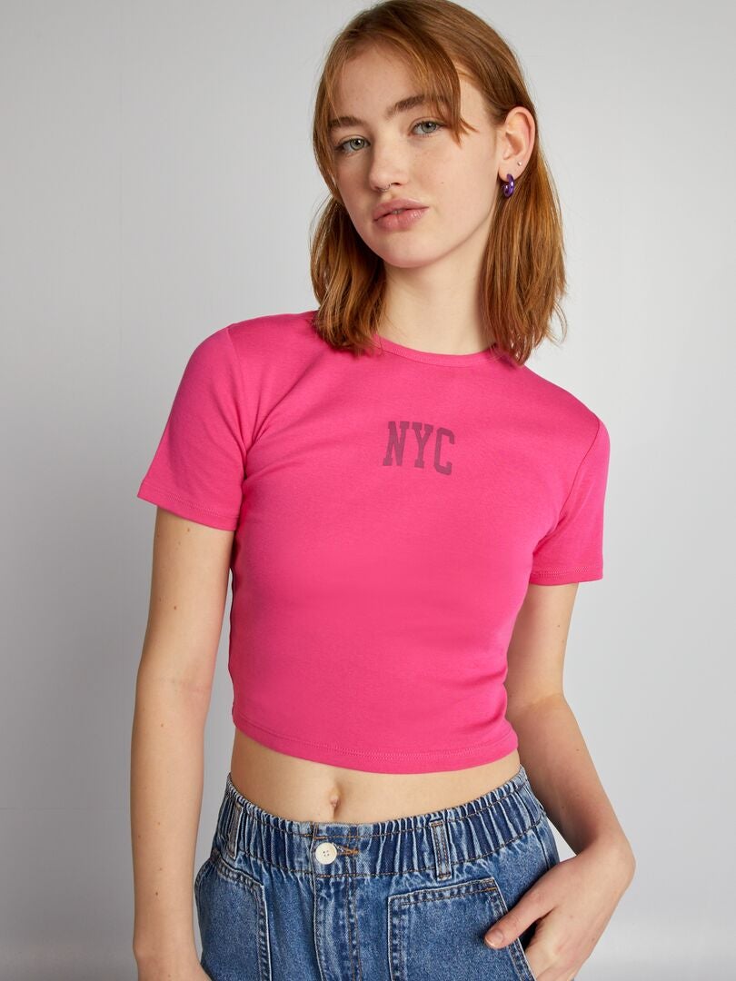 Krótki top z nadrukiem NYC Jersey – RÓŻOWY