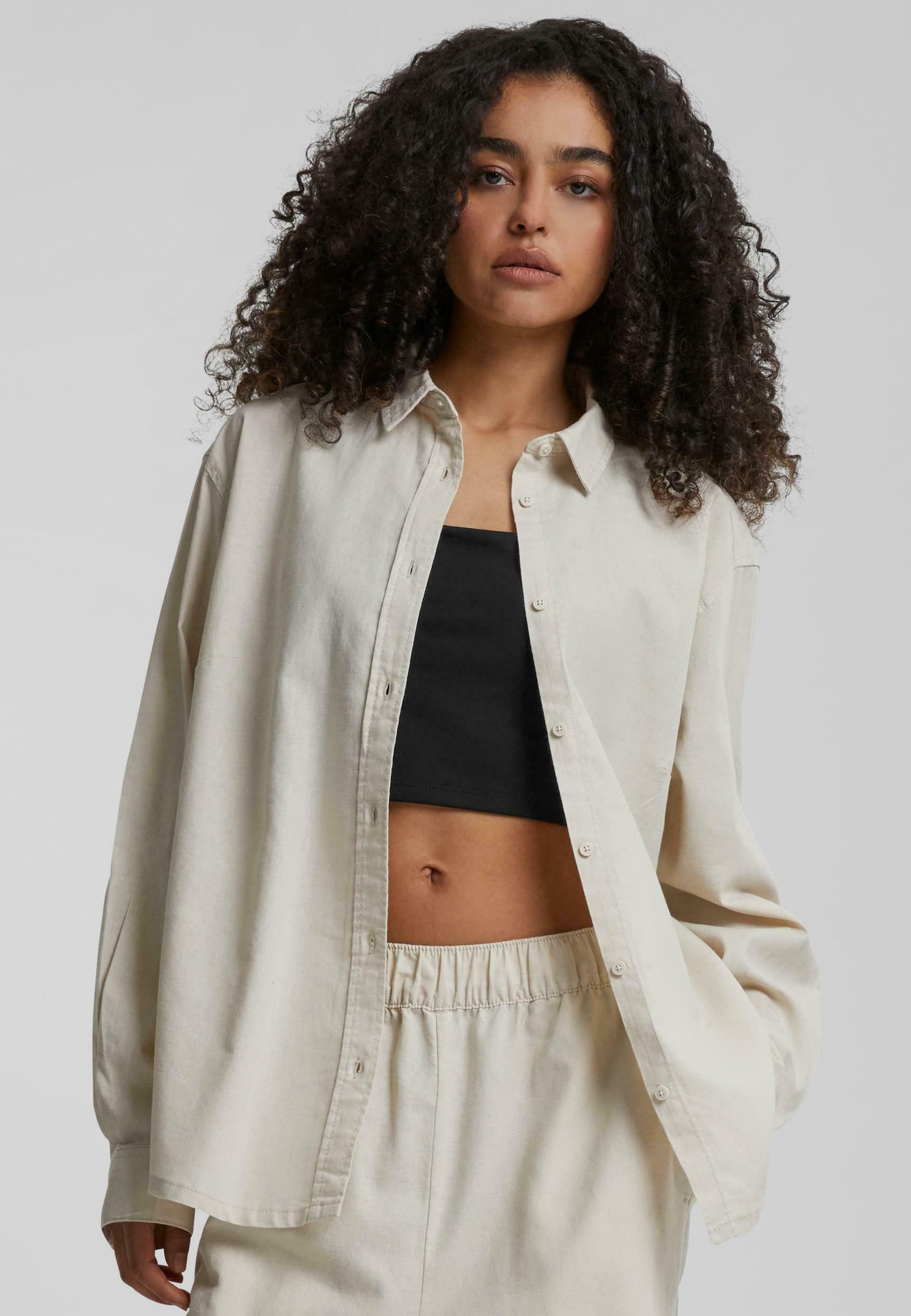 Blusa clássica de botões da Urban Classics - cor capim-marinho macio