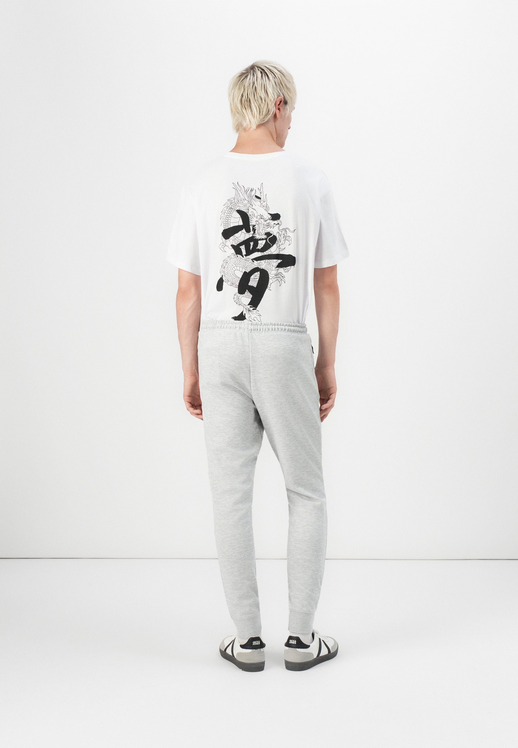Pantaloni da tuta Jack & Jones JPSTWILL AIR - grigio chiaro