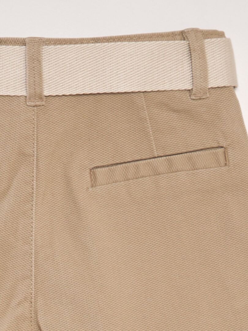 Pantalones cortos chinos + cinturón - BEIGE