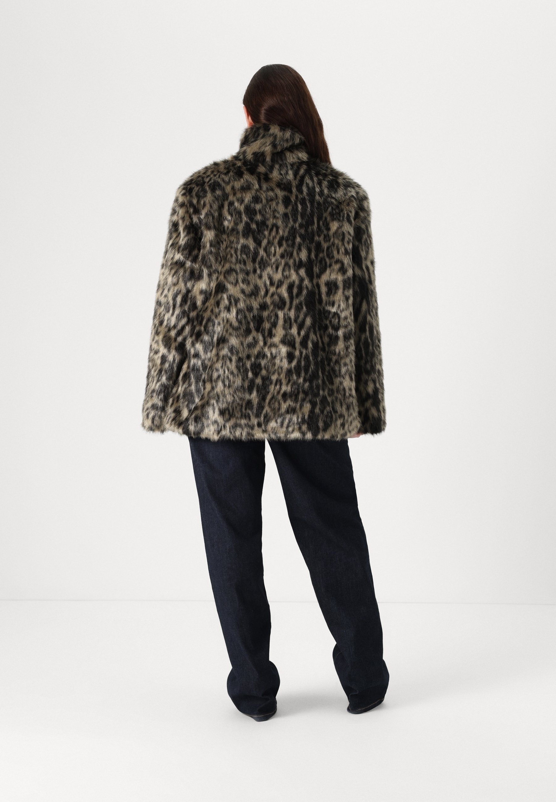 ALLEEN Carmakoma winterjas - beige