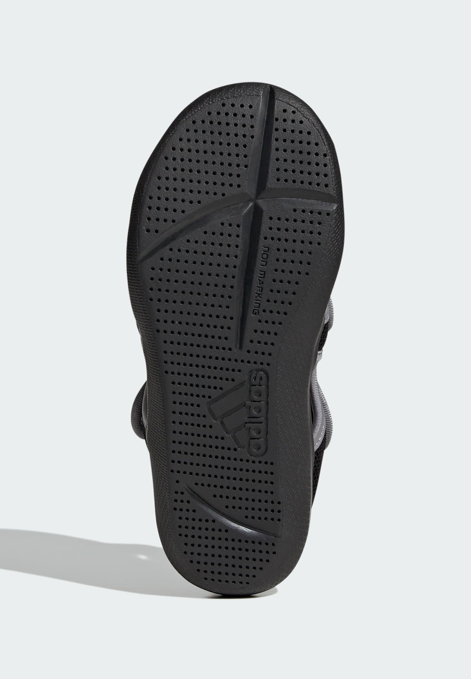 adidas Sportswear ALTAVENTURE 3.0 - Loaferit/pistokkaat - core black grey core black