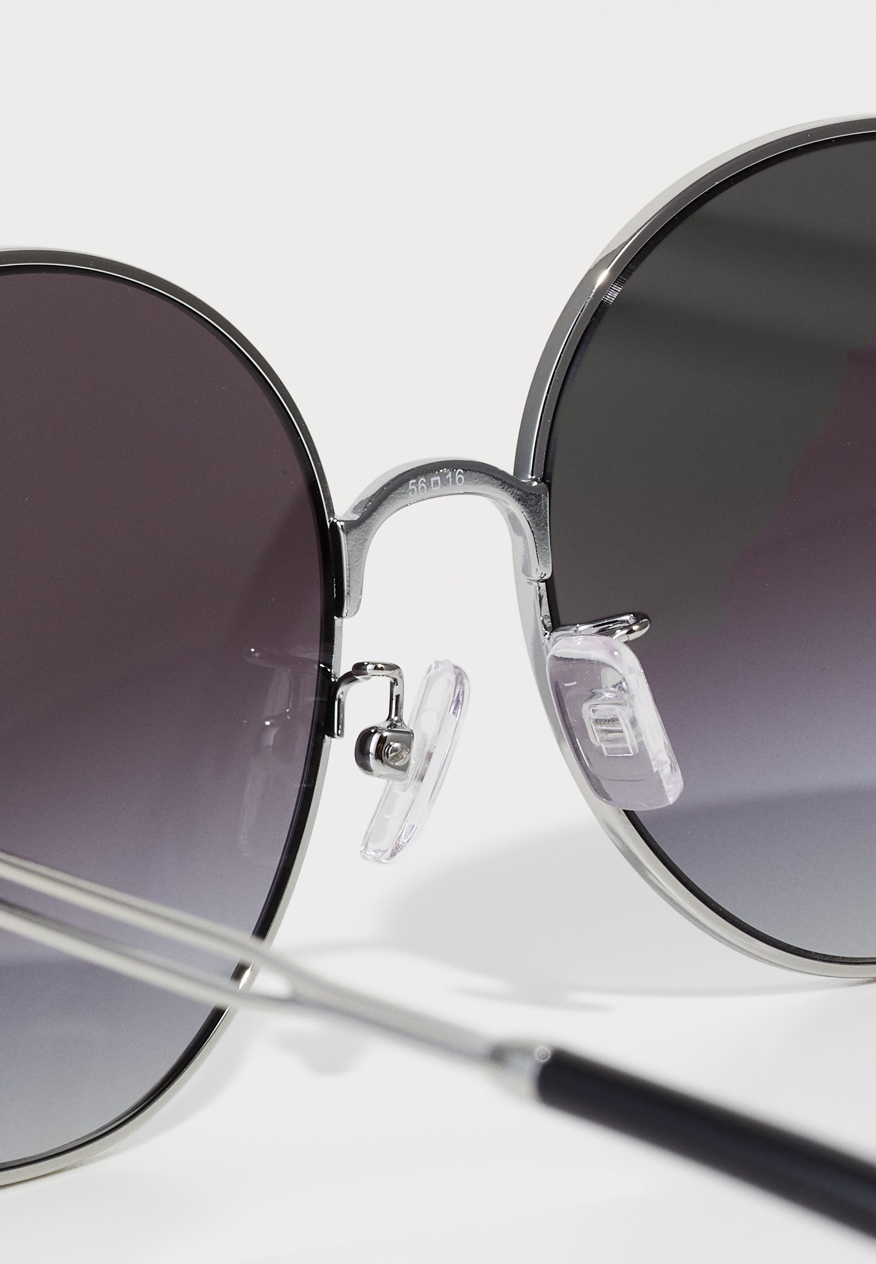 Tory Burch zonnebril - zilverkleurig