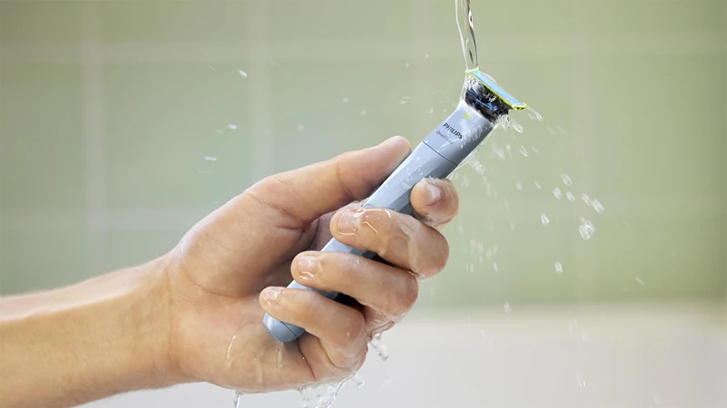 Brivnik za brado Philips OneBlade First Shave QP1324/30