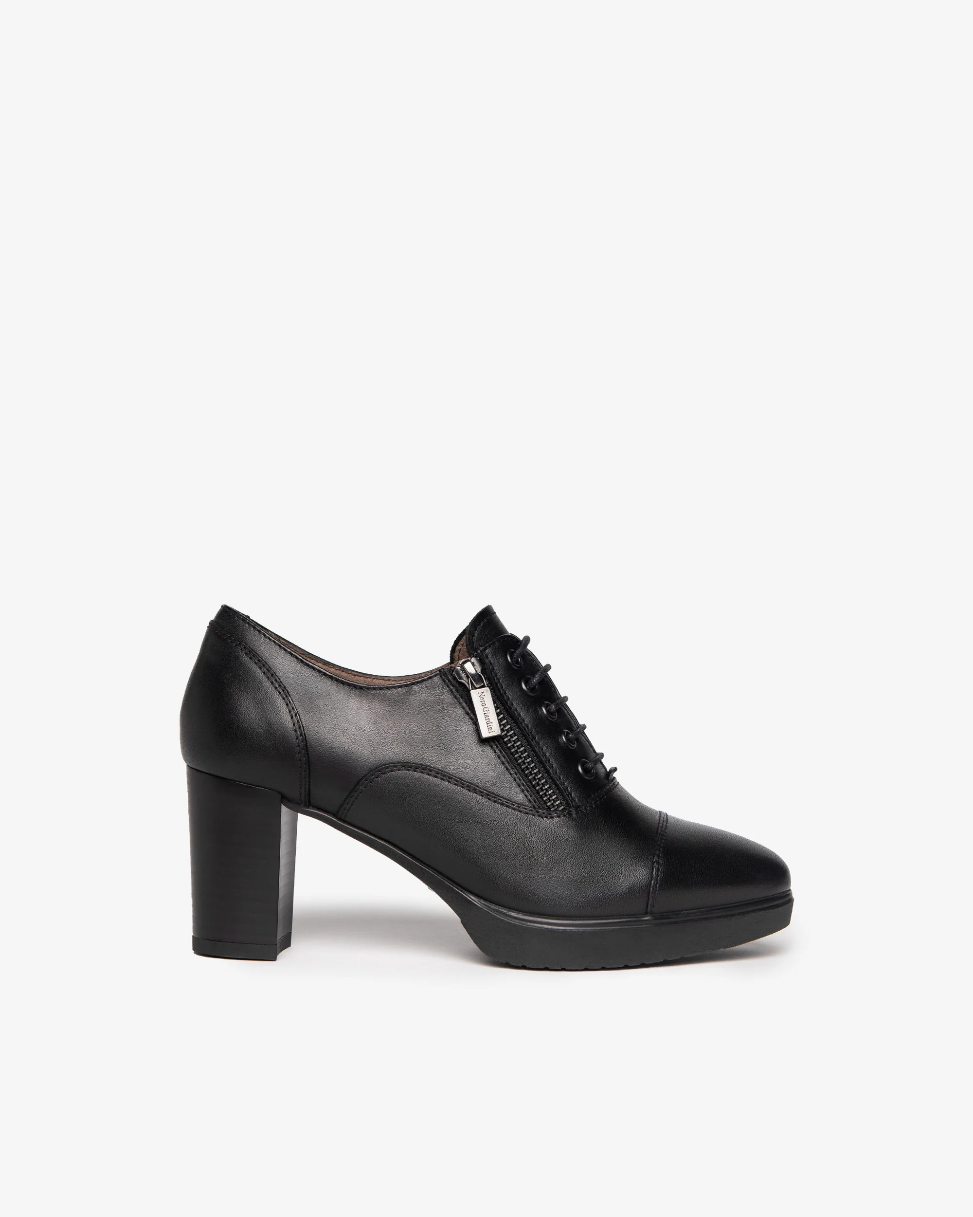  Damen-Oxfords aus Leder