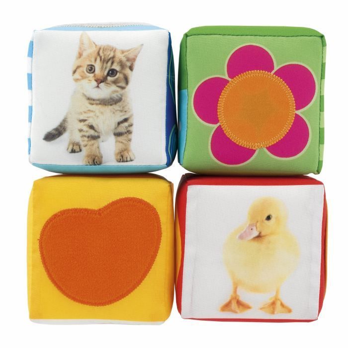 Chicco Cubos de Tela con forma de animales y actividades manuales para niños a partir de 6 meses.
