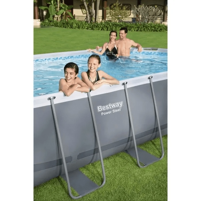 Piscina fuori terra ovale Steel Pro MAX™ 549 x 274 x 122 cm, filtro a cartuccia, copertura, scaletta + skimmer