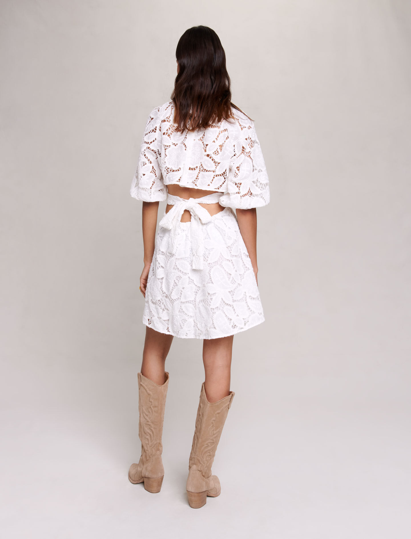 Rochie scurtă din bumbac cu broderie - Alb