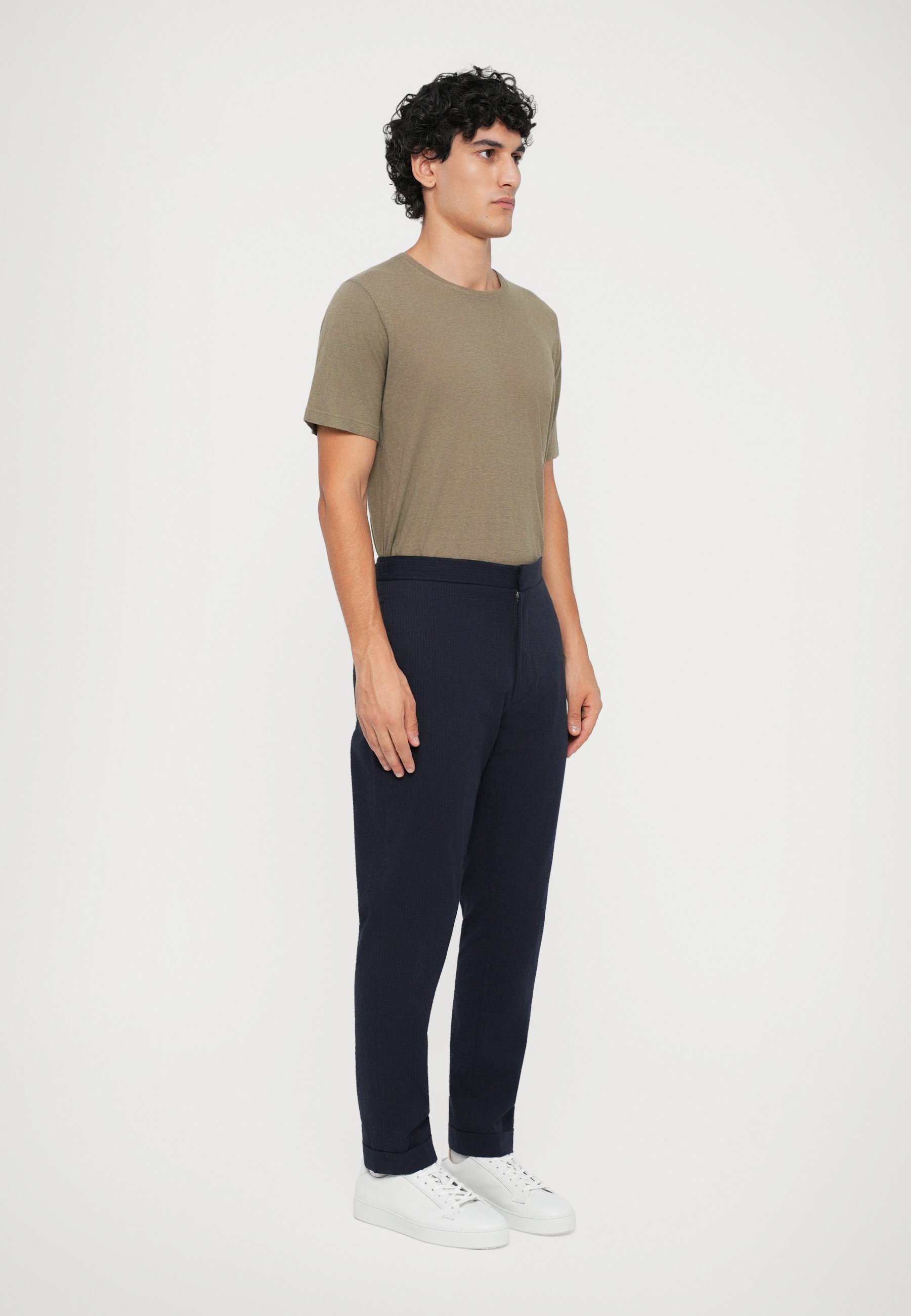 OFFICINE GENERALE JOSEPH SEERSUCKER - Chino püksid - tumesinine