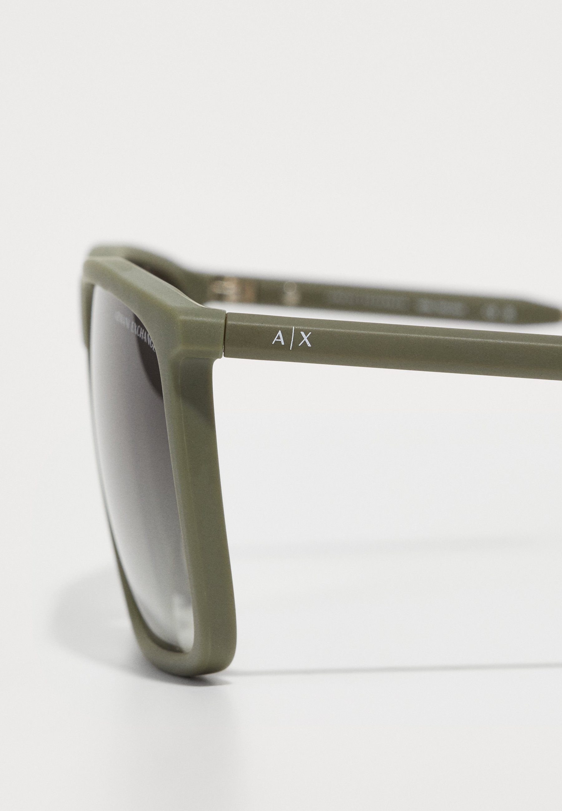 Armani Exchange zonnebril - mat saliegroen