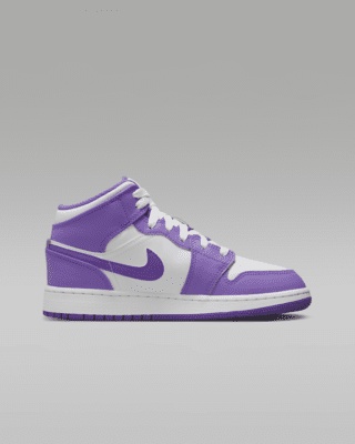 Air Jordan 1 Mid Older Kids' Shoes