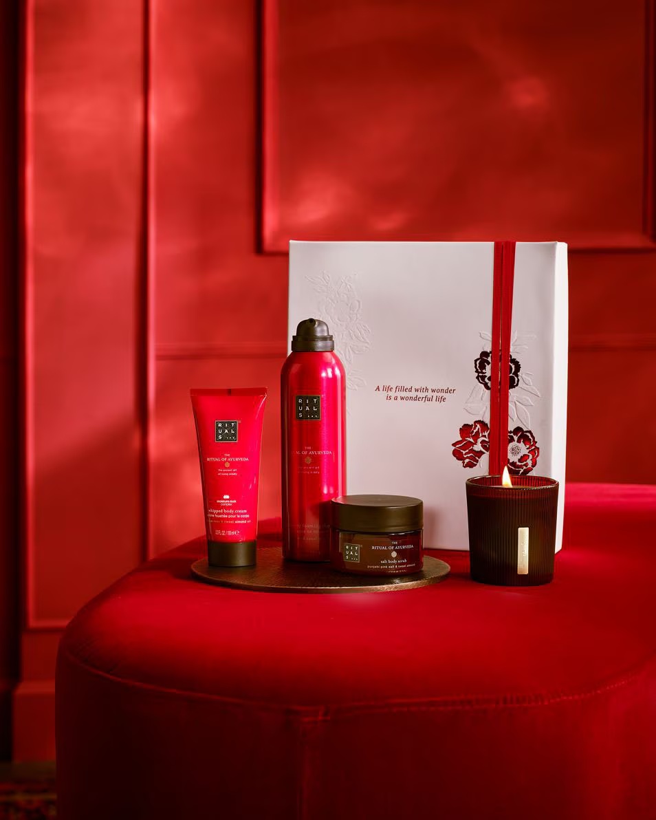 Set cadou RITUALS Ritualul Ayurveda, mărime medie