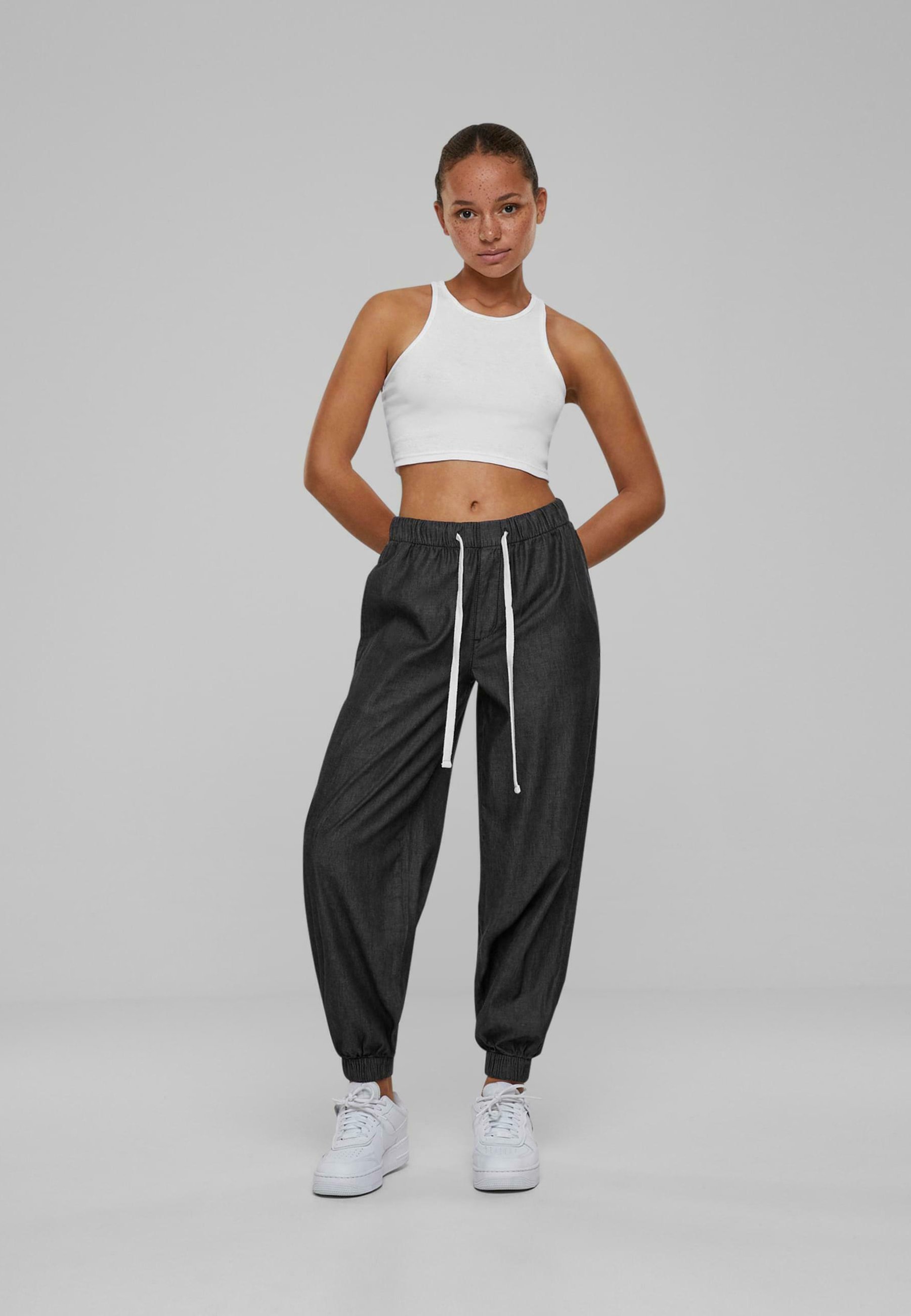 Urban Classics jeans met taps toelopende pasvorm - zwart