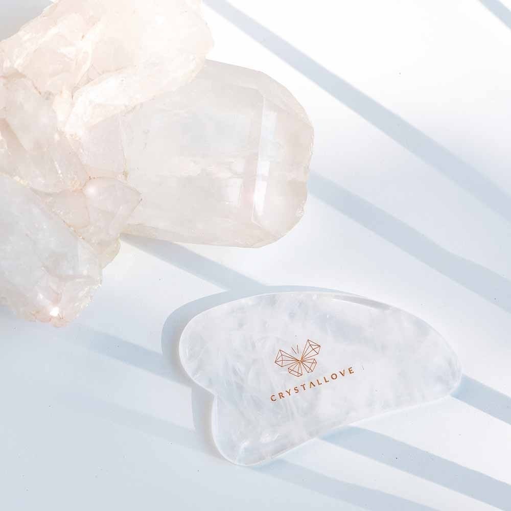 Crystallove Gua Sha sejas masieris, kas izgatavots no caurspīdīga kvarca – 1 gab.